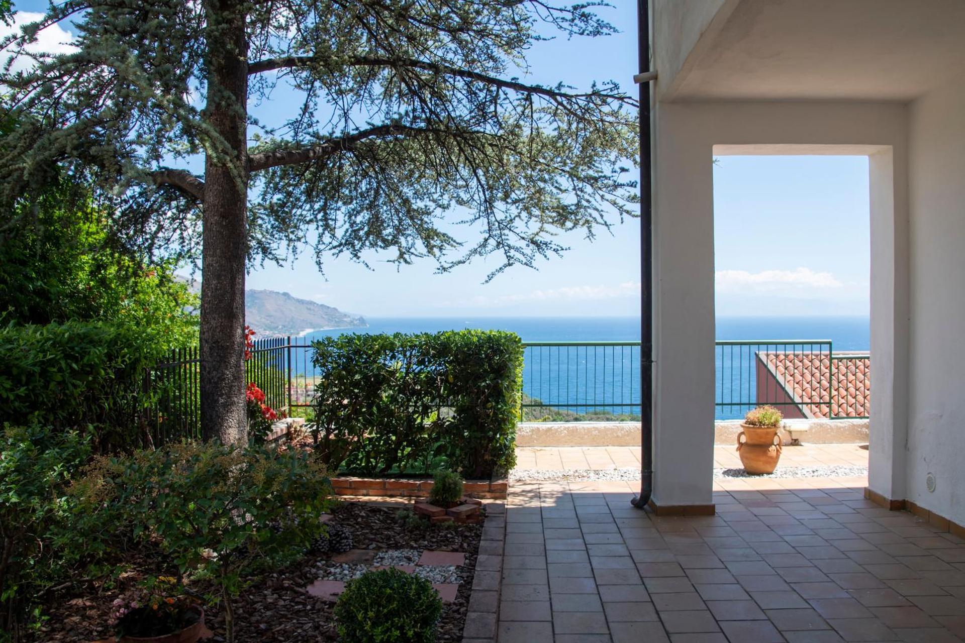 Taormina Holiday Apartment Exterior photo